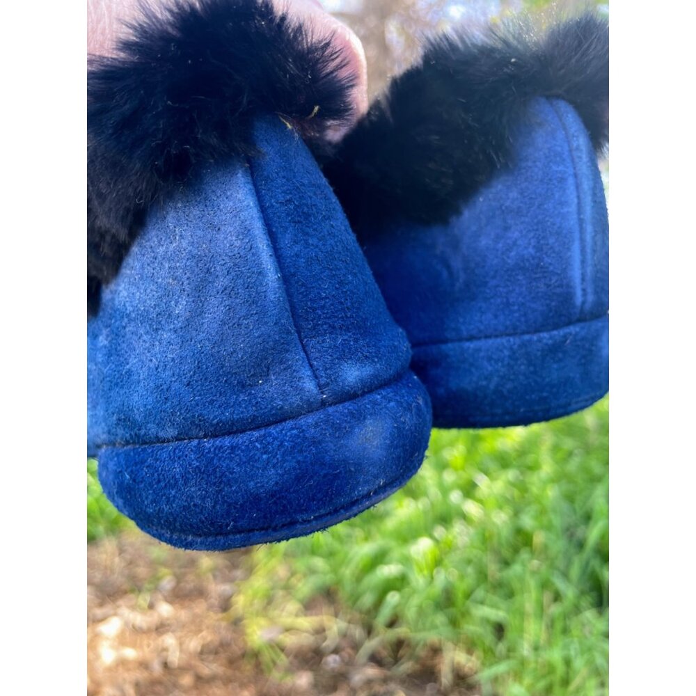 VIntage 1960s Canada Blue Red  Suede Fur Womens Moccasin Slipper Sz 8 - Picture 11 of 16